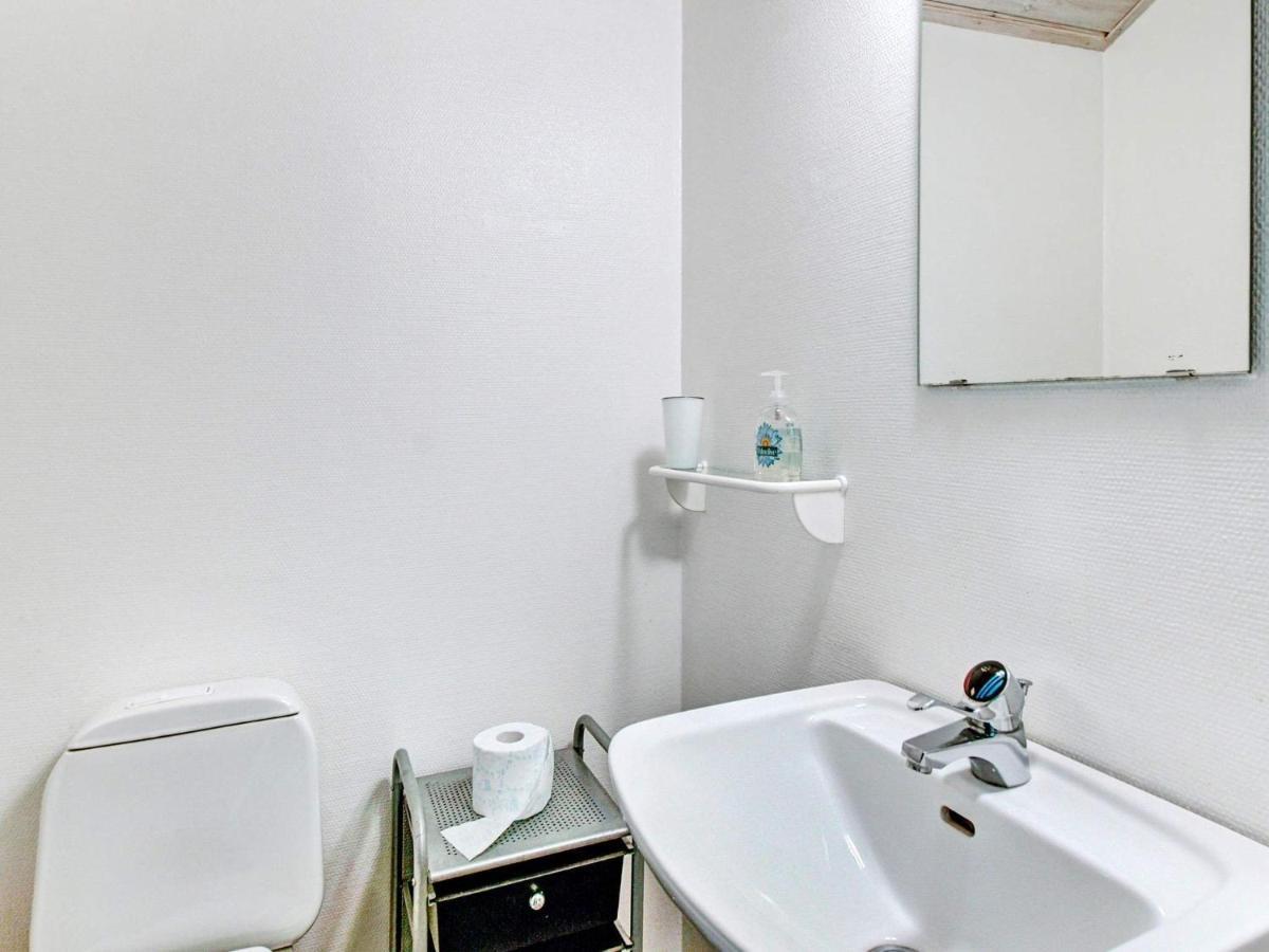 8 Person Holiday Home In Nex Vester Somarken 외부 사진